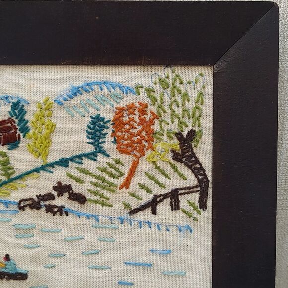 Vintage 1970's Handmade Crewel Fall Country Farm Scene Wood Framed Art Signed - Picture 8 of 11